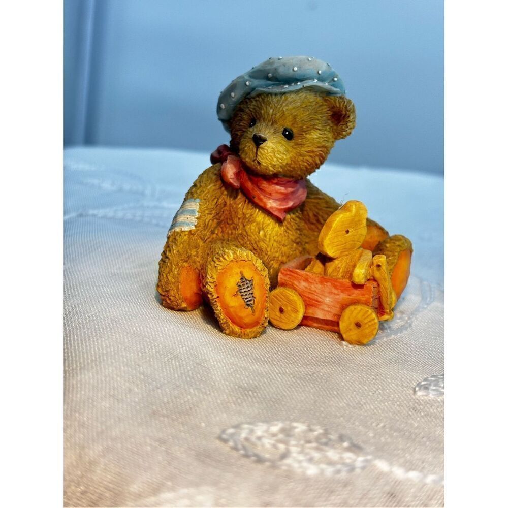 Teddy bear  - Picture 2 of 5